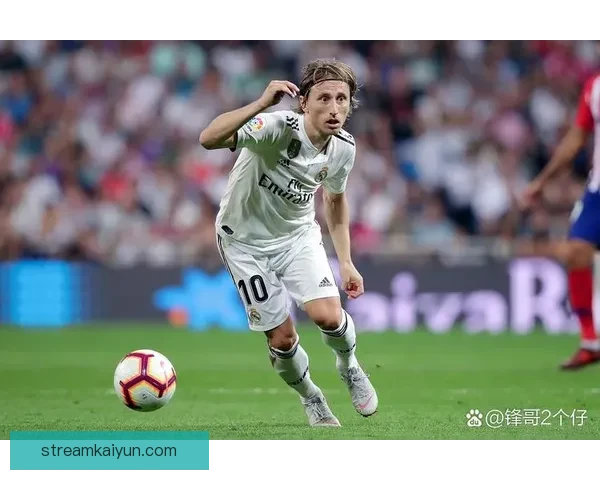 皇马防守体系逐渐成熟，状态回暖值得关注未来比赛表现